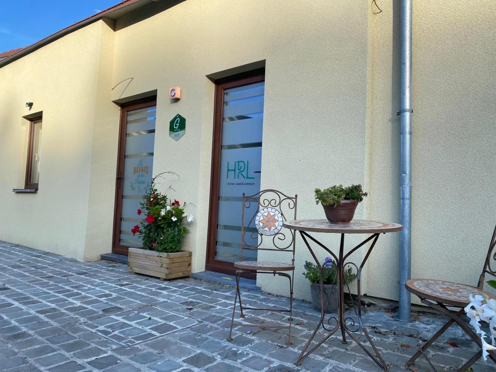 Le Relais De La Posterie Casa de hóspedes Gembloux Exterior foto